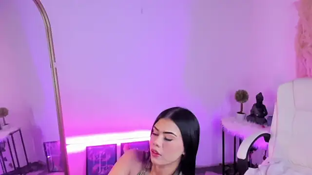 Snapshot of SakuraKato chatting on December 18, 2:17 pm SakuraKato online show from December 18, 2:17 pm