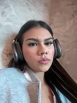 Snapshot of SakuraKato chatting on March 6, 2:40 pm SakuraKato online show from March 6, 2:40 pm