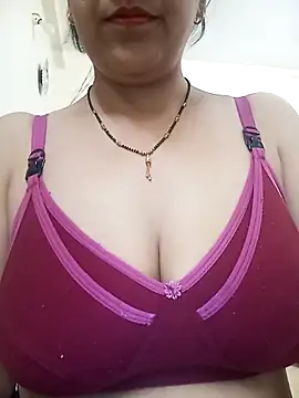 Hot-Shivani online show from February 15, 7:54 pm