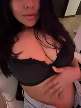 PetitLumiere online show from January 19, 5:37 am