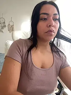 PetitLumiere online show from February 5, 12:49 pm