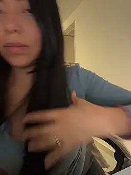 PetitLumiere online show from March 17, 4:06 am