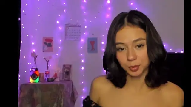 Snapshot of cute_roxana_ chatting on February 28, 11:12 pm cute roxana  online show from February 28, 11:12 pm