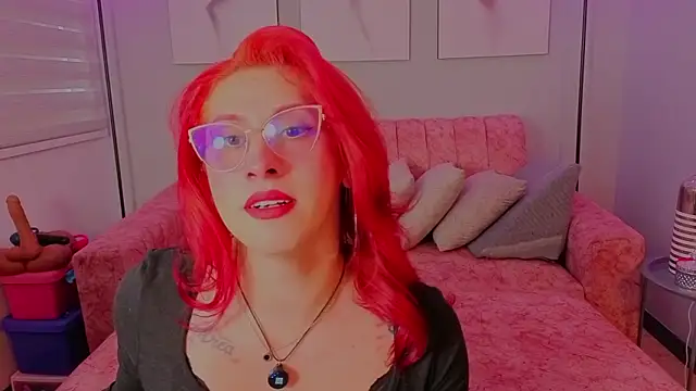 Snapshot of Juliana_Saenzz chatting on March 20, 2:22 pm Juliana Saenzz online show from March 20, 2:22 pm