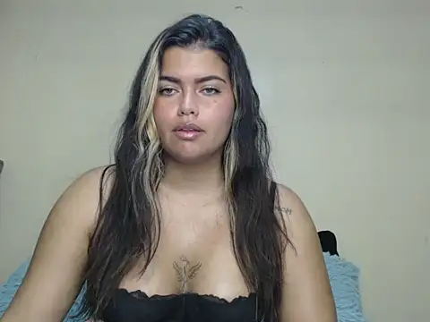 Snapshot of sweetkitty_16 chatting on April 16, 1:56 pm sweetkitty 16 online show from April 16, 1:56 pm