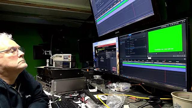 ButtCrackShowing-OOPS online show from April 21, 2:51 am