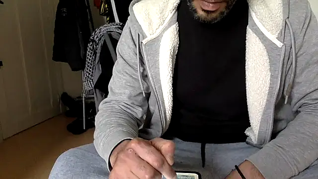 molozeb online show from February 2, 3:00 pm