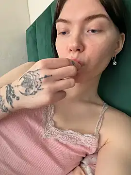 Lisaaa Alisa online show from March 6, 4:42 am