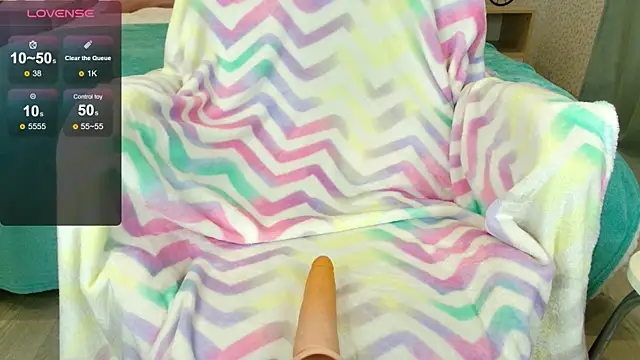 Snapshot of oliviiaa chatting on July 14, 12:13 am oliviiaa online show from July 14, 12:13 am