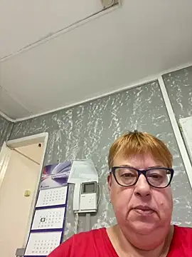 Snapshot of Klio5678 chatting on July 14, 7:19 pm Klio5678 online show from July 14, 7:19 pm