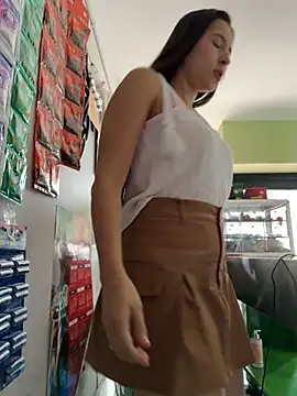 LittleDoll    online show from March 5, 12:56 pm