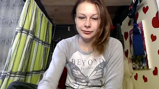 HarleyQuinn 69 online show from December 15, 7:10 pm