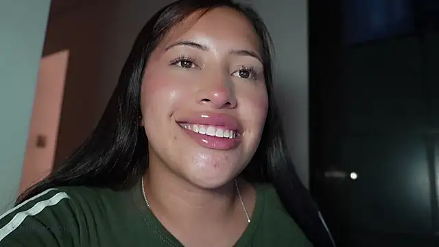Snapshot of nerak_1a_ chatting on May 22, 10:04 pm nerak 1a online show from May 22, 10:04 pm