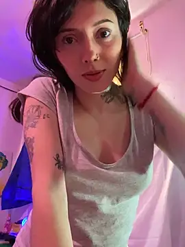 LiliJones  online show from February 12, 3:18 pm