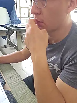 Snapshot of 97banana chatting on March 19, 8:22 pm 97banana online show from March 19, 8:22 pm