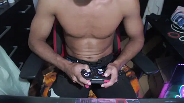 m16x16x online show from February 7, 9:07 pm