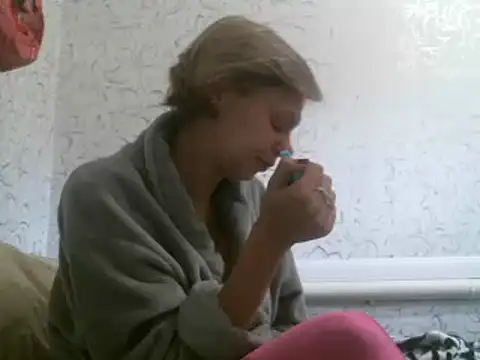 Snapshot of Julie_Silver chatting on October 11, 5:17 am Julie Silver online show from October 11, 5:17 am