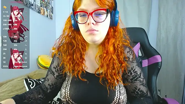 lucie nicolls online show from March 11, 7:58 pm