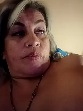 Snapshot of DirtyBIianca chatting on March 6, 1:37 am DirtyBIianca online show from March 6, 1:37 am
