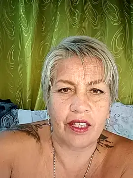 Snapshot of DirtyBIianca chatting on September 23, 12:46 am DirtyBIianca online show from September 23, 12:46 am