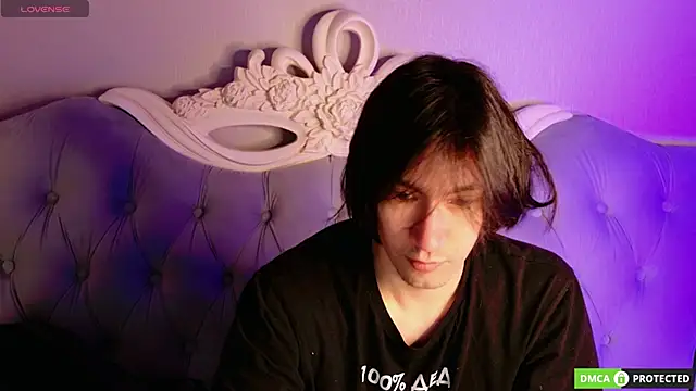 CalvinOwens online show from April 11, 6:23 pm