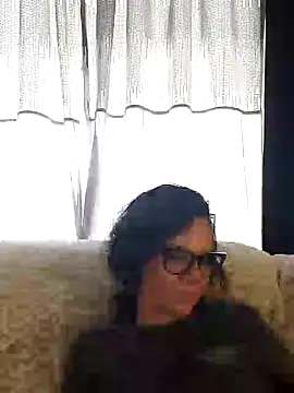 SidneyRaee online show from February 3, 7:52 pm