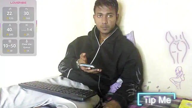 Snapshot of just_fucks chatting on December 22, 6:49 pm just fucks online show from December 22, 6:49 pm