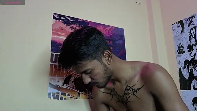 Snapshot of just_fucks chatting on February 18, 6:59 pm just fucks online show from February 18, 6:59 pm