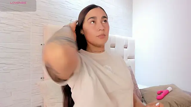 kayleeScott online show from March 18, 7:28 pm