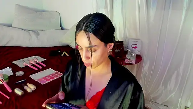 Snapshot of Milan_Rouxx chatting on February 15, 3:36 am Milan Rouxx online show from February 15, 3:36 am