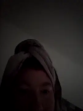 dieGeile0411 online show from October 16, 12:06 pm