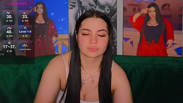 Snapshot of Nikki_Kardashian chatting on January 8, 10:16 pm Nikki Kardashian online show from January 8, 10:16 pm