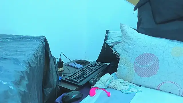 SashaBigSquirt online show from March 21, 1:54 am