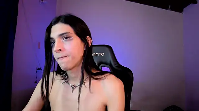 Snapshot of angelitofemboy chatting on June 15, 2:25 am angelitofemboy online show from June 15, 2:25 am