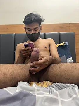 Snapshot of rajapo_1 chatting on April 25, 5:10 pm rajapo 1 online show from April 25, 5:10 pm