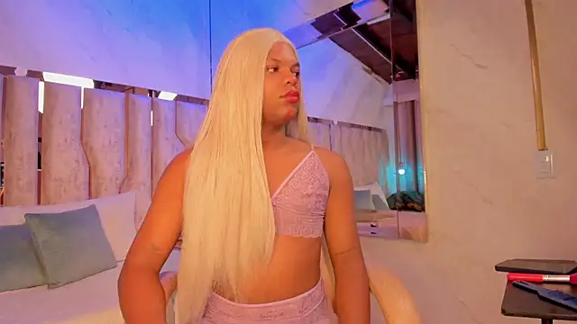 ari monet online show from February 11, 11:48 am