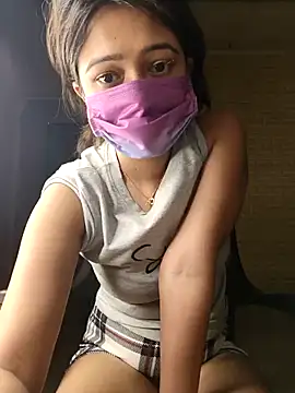 Snapshot of Angel_rani2 chatting on March 7, 7:27 pm Angel rani2 online show from March 7, 7:27 pm