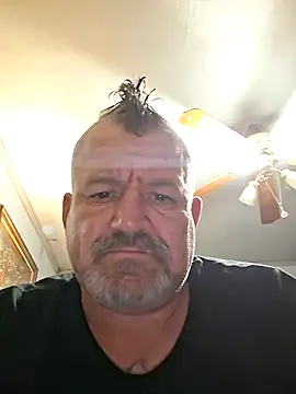 Snapshot of bigdoog8 chatting on July 8, 10:25 pm bigdoog8 online show from July 8, 10:25 pm