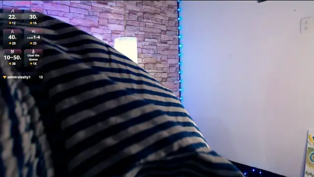 Snapshot of Luci_Amore chatting on December 12, 10:52 pm Luci Amore online show from December 12, 10:52 pm