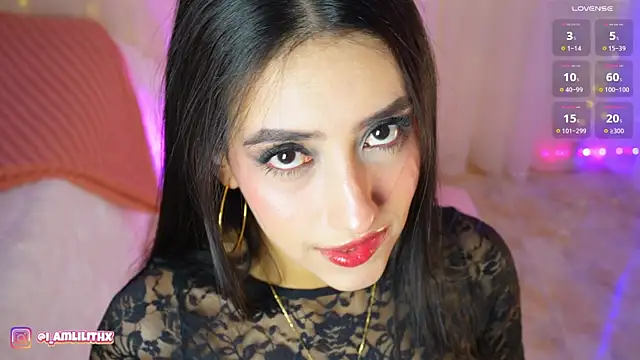 Snapshot of yourlittlesucubus chatting on June 25, 5:12 am yourlittlesucubus online show from June 25, 5:12 am