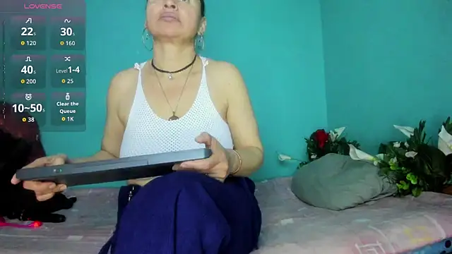 SheraHadee online show from November 25, 12:32 am