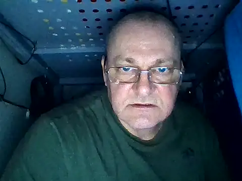 Snapshot of Kocio19688 chatting on January 9, 11:17 pm Kocio19688 online show from January 9, 11:17 pm