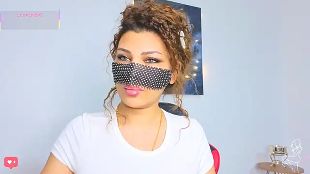 Turkish Latina online show from March 29, 10:32 pm