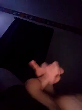 Snapshot of Dick4dope chatting on February 19, 8:10 am Dick4dope online show from February 19, 8:10 am