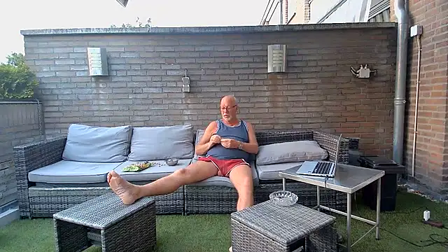 Snapshot of sperpa chatting on July 4, 7:42 pm sperpa online show from July 4, 7:42 pm