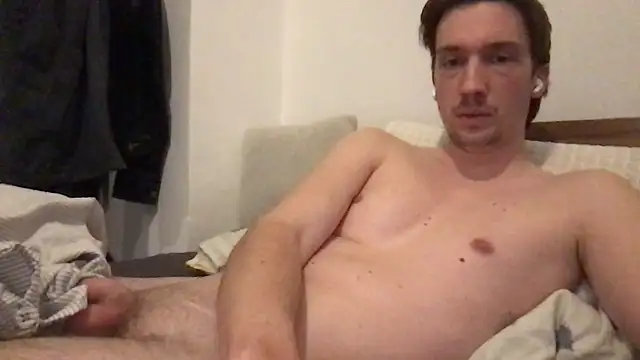 Snapshot of hungandfun05 chatting on January 9, 11:06 pm hungandfun05 online show from January 9, 11:06 pm