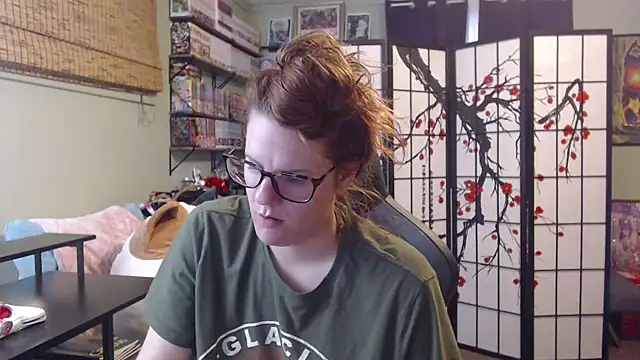Snapshot of Sarahtineke chatting on July 3, 7:09 pm Sarahtineke online show from July 3, 7:09 pm