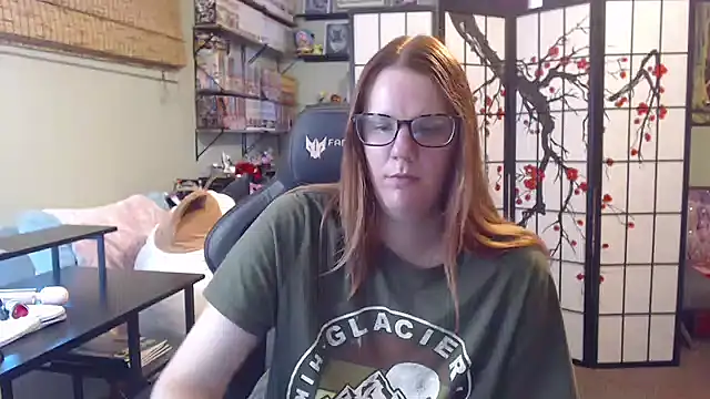 Snapshot of Sarahtineke chatting on July 11, 3:59 pm Sarahtineke online show from July 11, 3:59 pm
