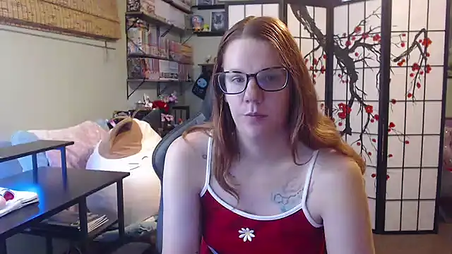 Snapshot of Sarahtineke chatting on July 16, 4:02 pm Sarahtineke online show from July 16, 4:02 pm
