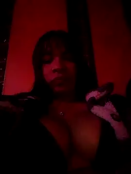 Snapshot of VivienAndClark chatting on September 17, 3:41 am VivienAndClark online show from September 17, 3:41 am